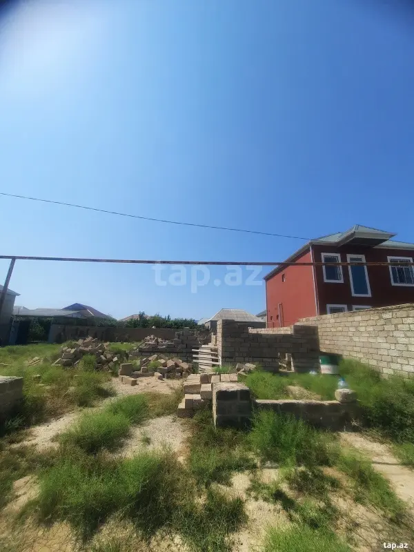 Satılır 5 otaqlı həyət evi 180 m²