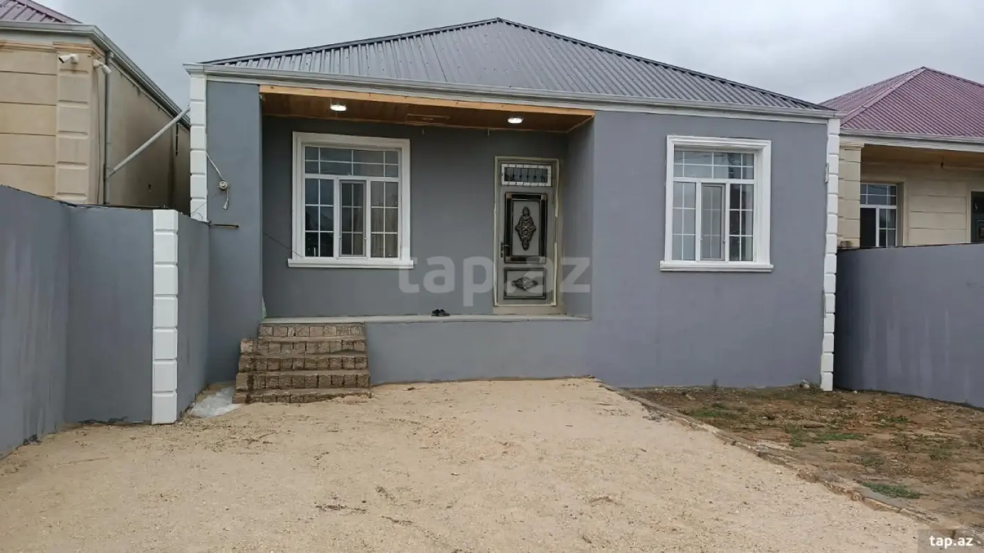 Satılır 4 otaqlı həyət evi 110 m²