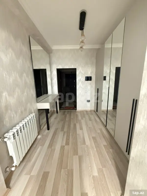 Kirayə verilir 3 otaqlı yeni tikili 130 m²