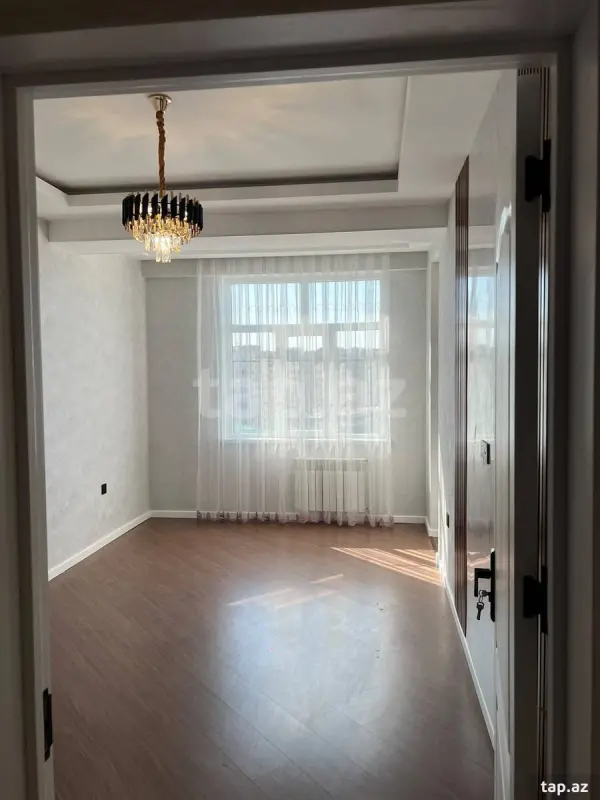 Satılır 2 otaqlı yeni tikili 61 m²