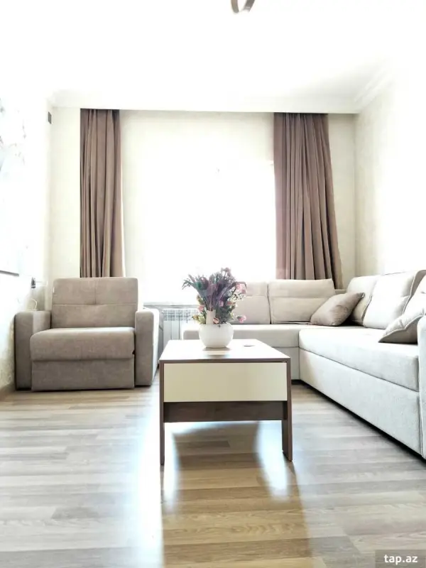Satılır 2 otaqlı mənzil 52 m²