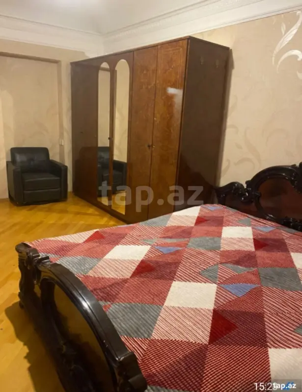 Kirayə verilir 3 otaqlı mənzil 120 m²