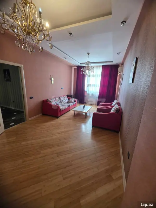 Kirayə verilir 2 otaqlı yeni tikili 71 m²