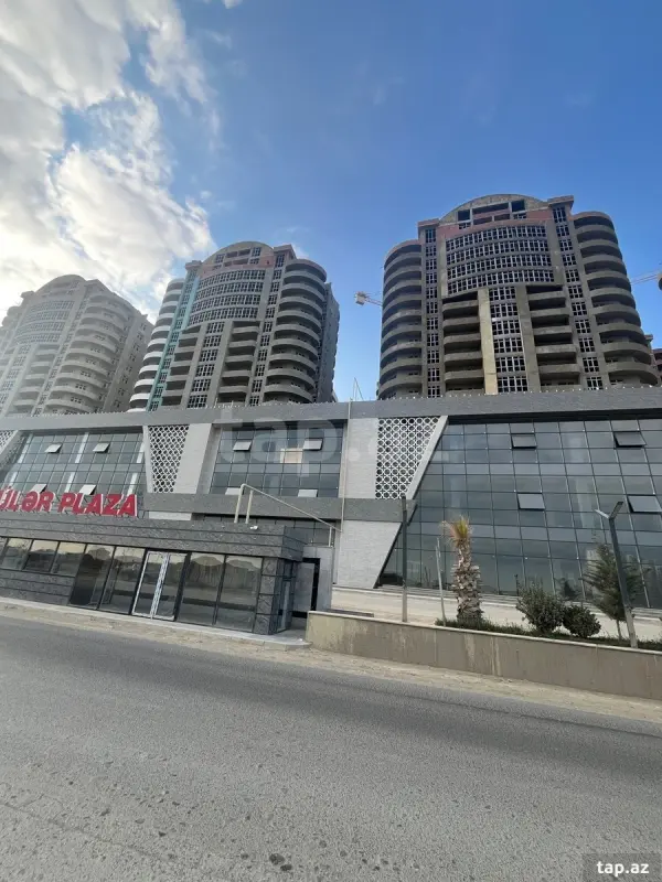 Satılır 2 otaqlı yeni tikili 84 m²