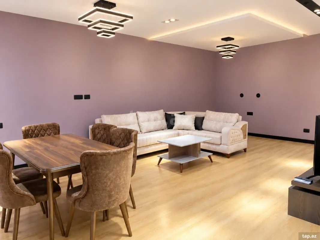 Kirayə verilir 2 otaqlı yeni tikili 105 m²
