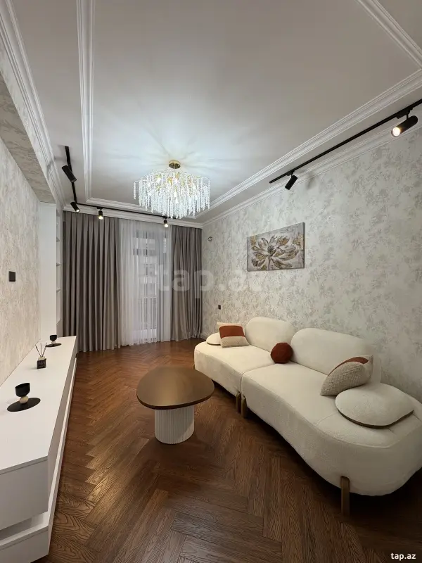 Satılır 2 otaqlı yeni tikili 65 m²