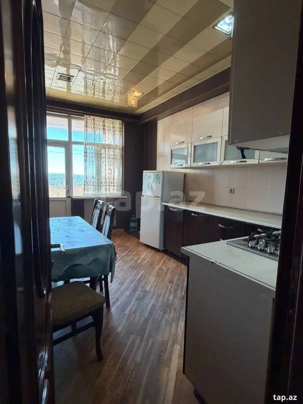 Satılır 3 otaqlı yeni tikili 90 m²