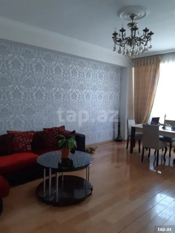 Kirayə verilir 3 otaqlı yeni tikili 100 m²
