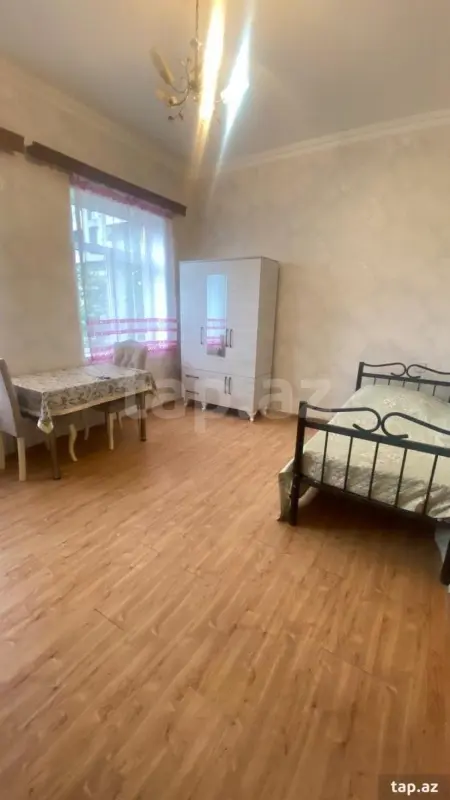 Satılır 1 otaqlı mənzil 28 m²