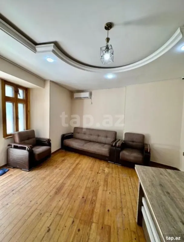 Kirayə verilir 4 otaqlı mənzil 150 m²