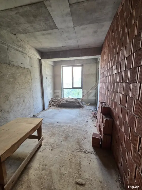 Satılır 2 otaqlı yeni tikili 60 m²