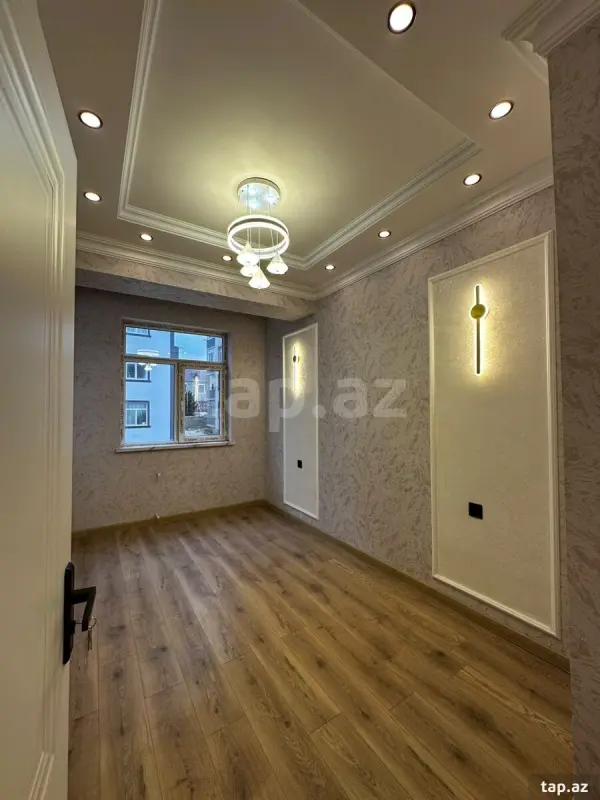 Satılır 3 otaqlı yeni tikili 70 m²