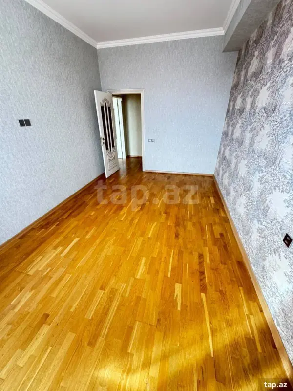 Satılır 2 otaqlı yeni tikili 76 m²