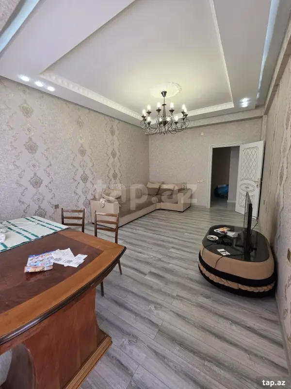 Kirayə verilir 3 otaqlı yeni tikili 105 m²