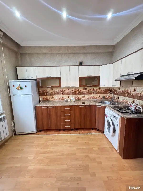 Kirayə verilir 2 otaqlı yeni tikili 50 m²