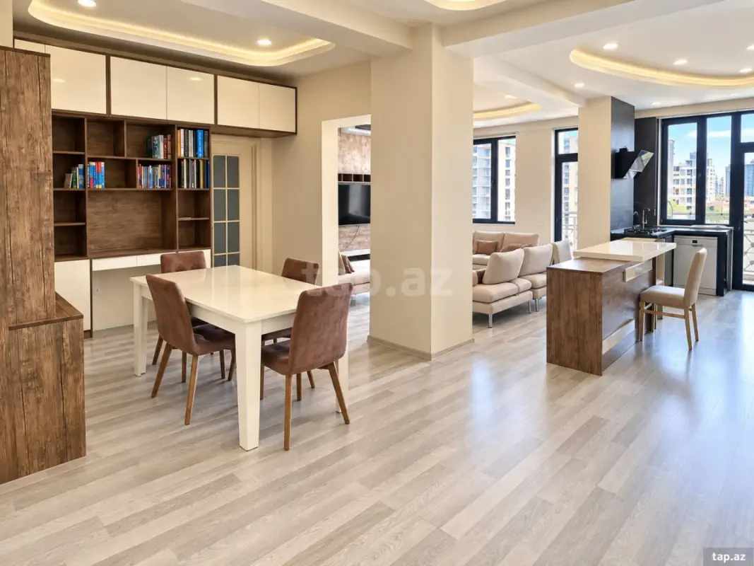 Satılır 3 otaqlı yeni tikili 107.3 m²