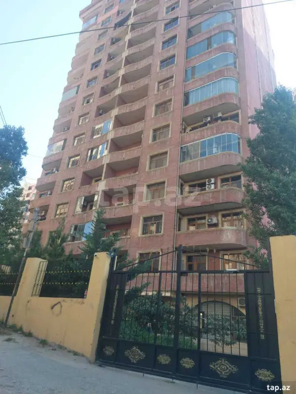 Kirayə verilir 2 otaqlı yeni tikili 80 m²