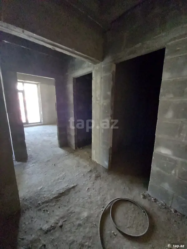 Satılır 2 otaqlı yeni tikili 83 m²