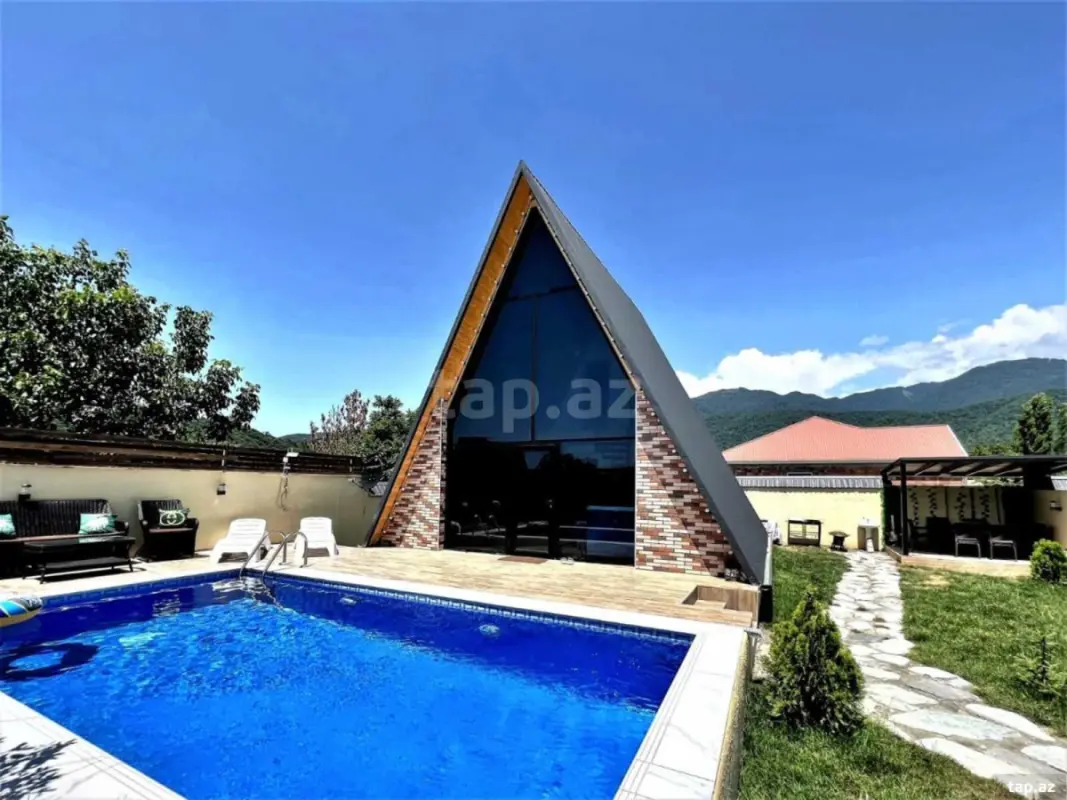 Kirayə verilir 3 otaqlı həyət evi 220 m²