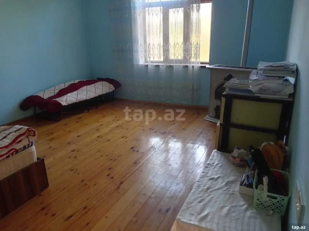 Satılır 4 otaqlı həyət evi 100 m²