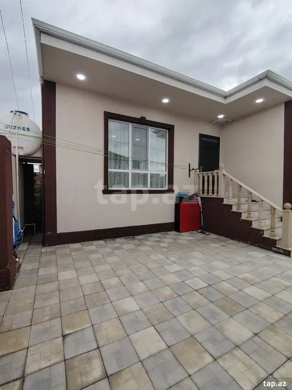 Satılır 4 otaqlı həyət evi 125 m²