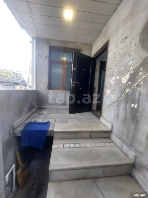 Satılır 2 otaqlı həyət evi 80 m²