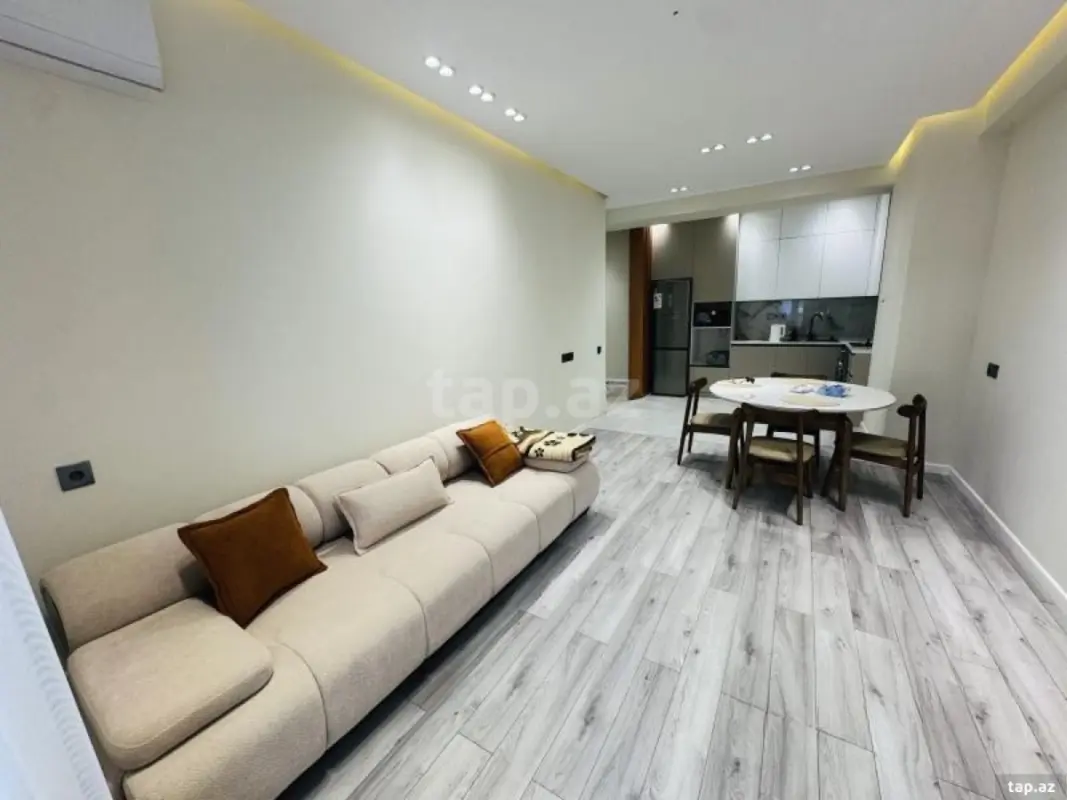 Kirayə verilir 2 otaqlı yeni tikili 63 m²