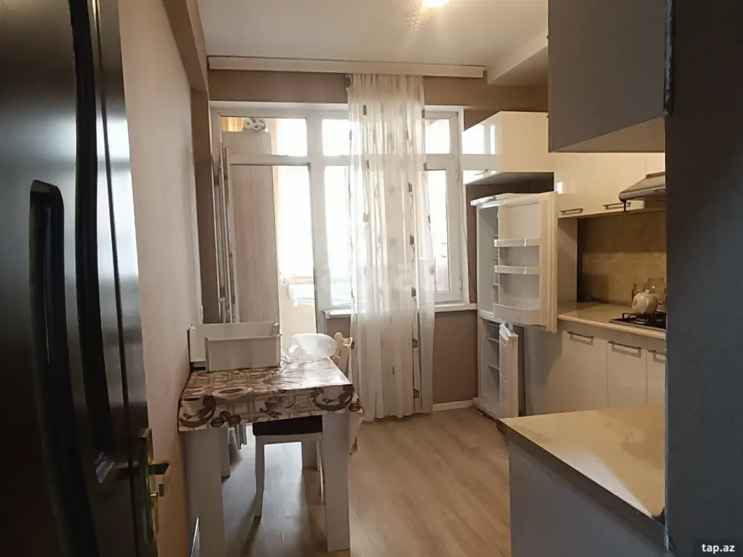 Kirayə verilir 2 otaqlı yeni tikili 70 m²