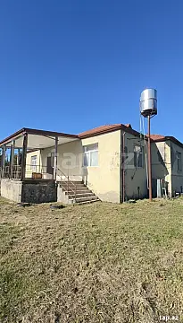 Satılır 3 otaqlı həyət evi 90 m² — Zaqatala 3 otaq 90.00 m²