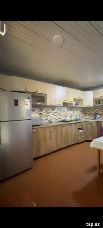 Kirayə verilir 3 otaqlı həyət evi 200 m²