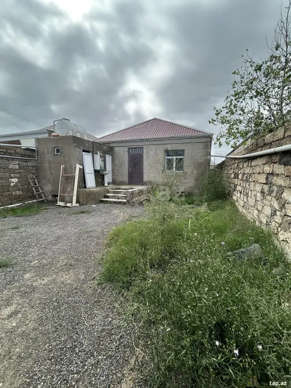 Satılır 3 otaqlı həyət evi 90 m²