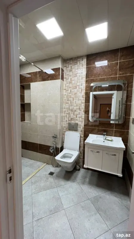 Kirayə verilir 2 otaqlı yeni tikili 58 m²