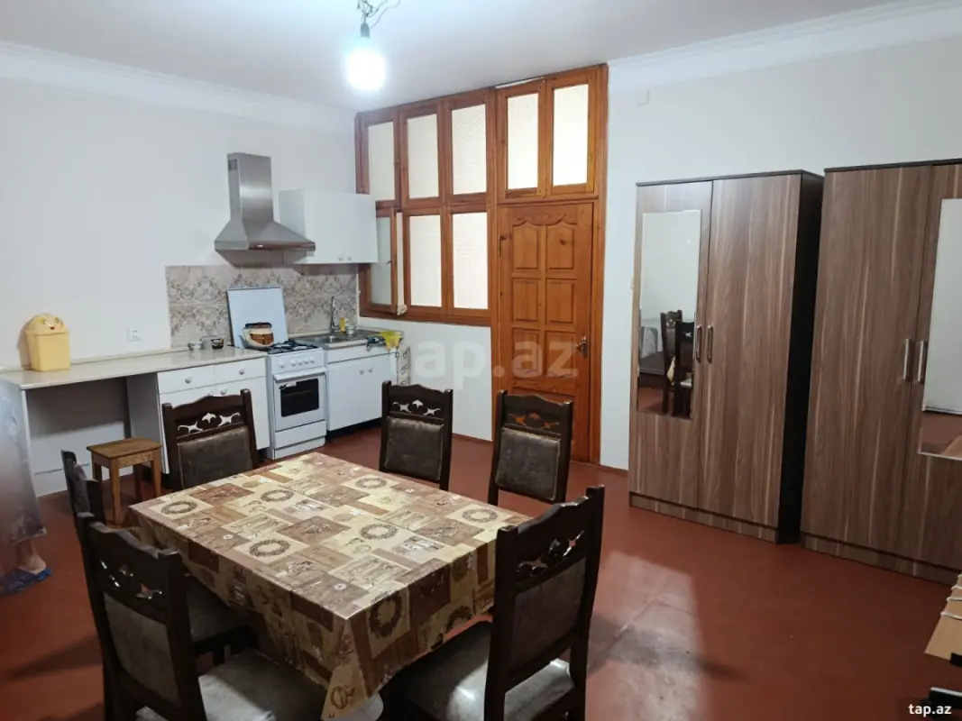 Kirayə verilir 2 otaqlı mənzil 52 m²