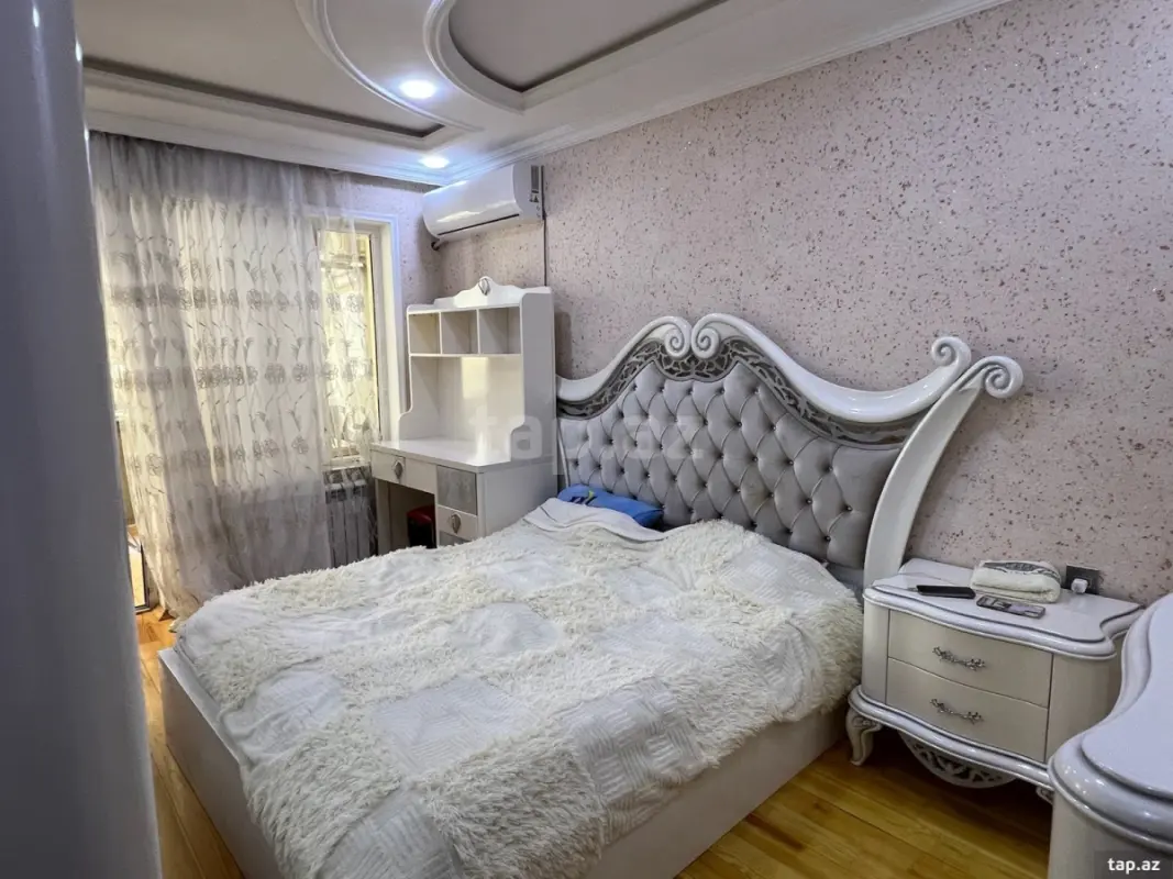 Kirayə verilir 3 otaqlı yeni tikili 120 m²