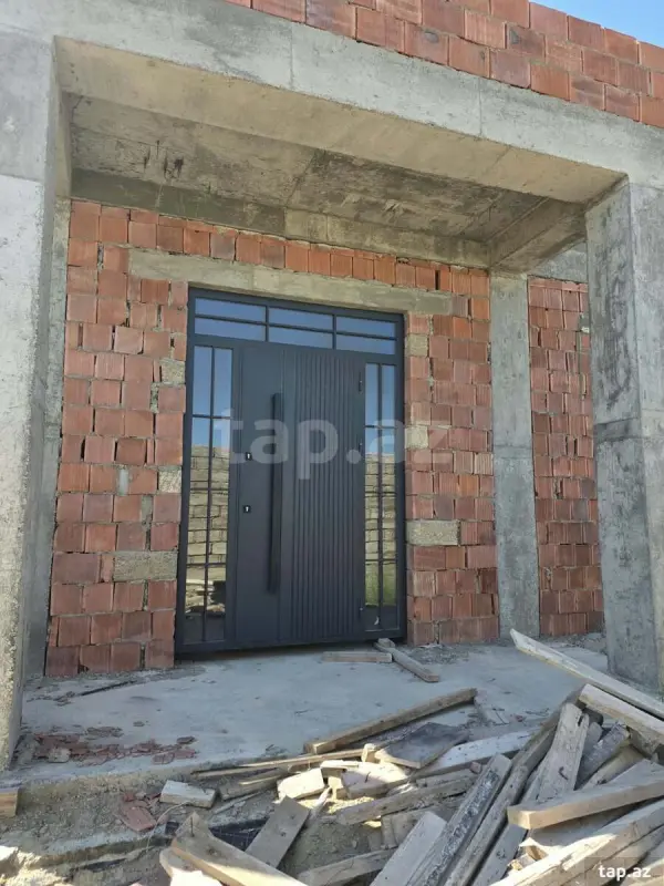 Satılır 6 otaqlı həyət evi 155 m²