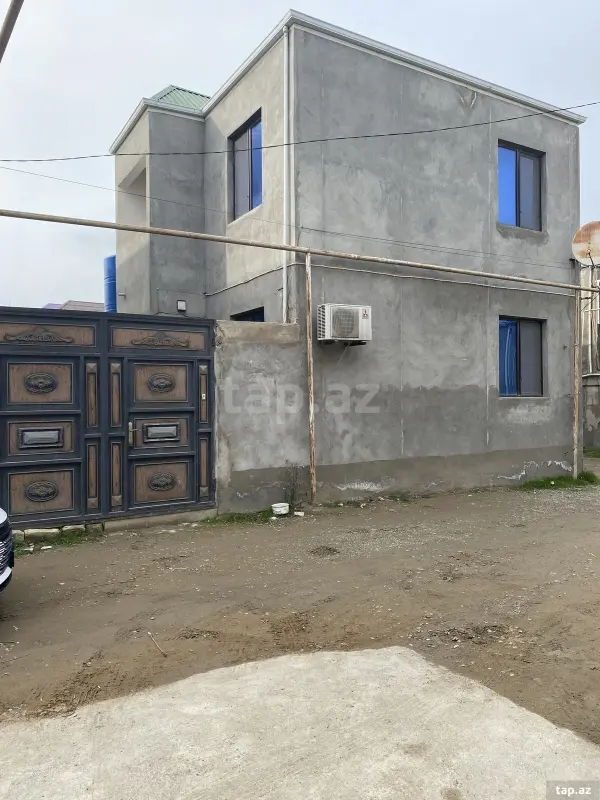 Satılır 4 otaqlı həyət evi 120 m²