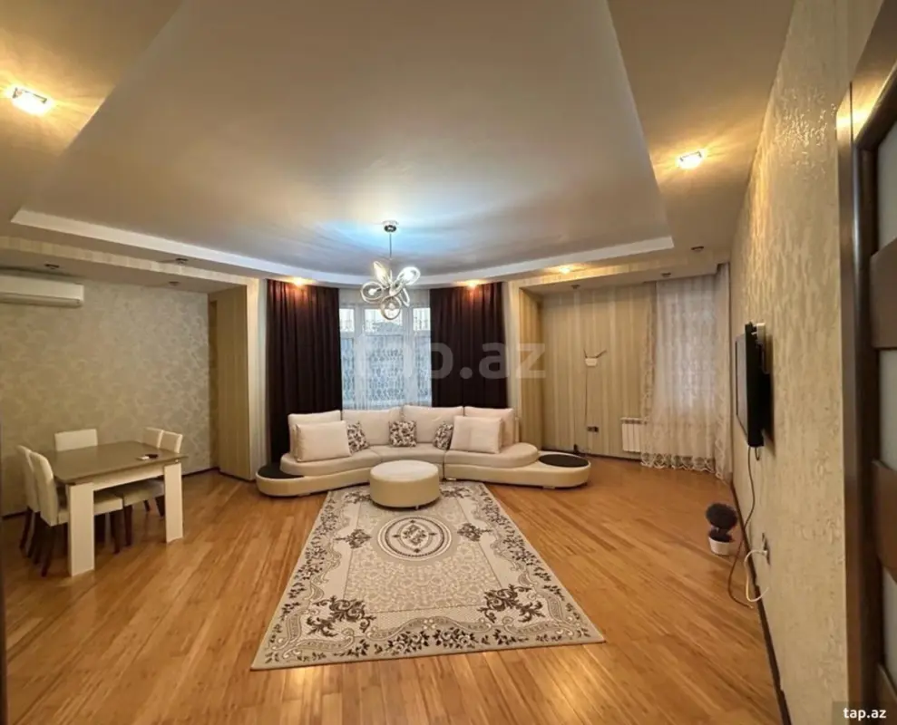 Kirayə verilir 3 otaqlı yeni tikili 130 m²
