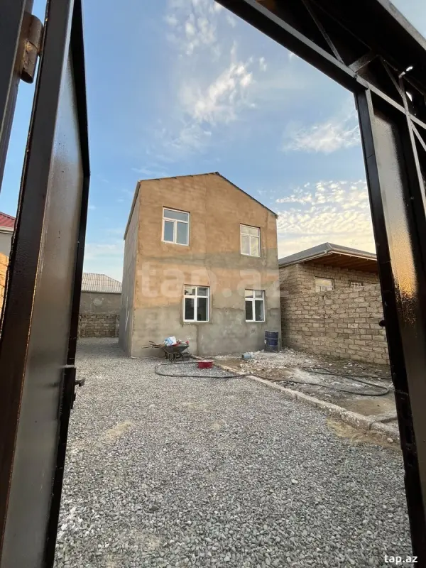 Satılır 3 otaqlı həyət evi 75 m²