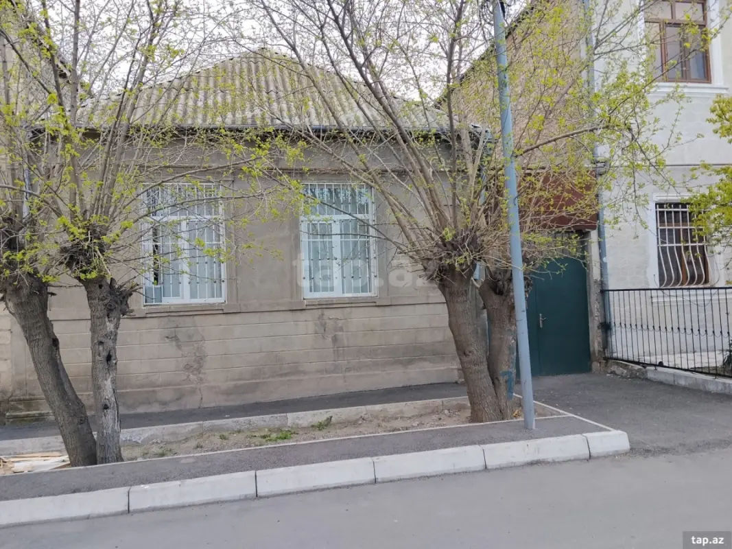 Satılır 3 otaqlı həyət evi 83 m²