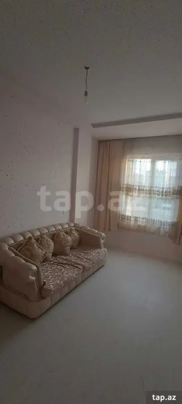 Kirayə verilir 3 otaqlı yeni tikili 56 m²