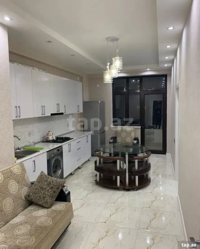 Kirayə verilir 4 otaqlı yeni tikili 80 m²