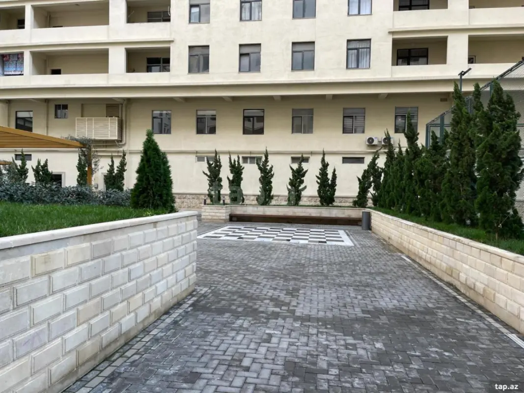 Kirayə verilir 2 otaqlı yeni tikili 80 m²