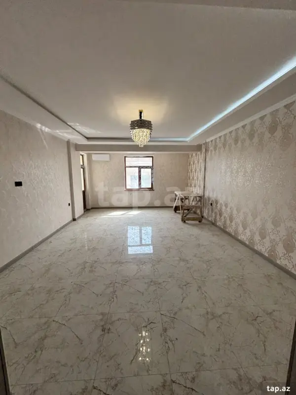 Satılır 3 otaqlı yeni tikili 121 m²