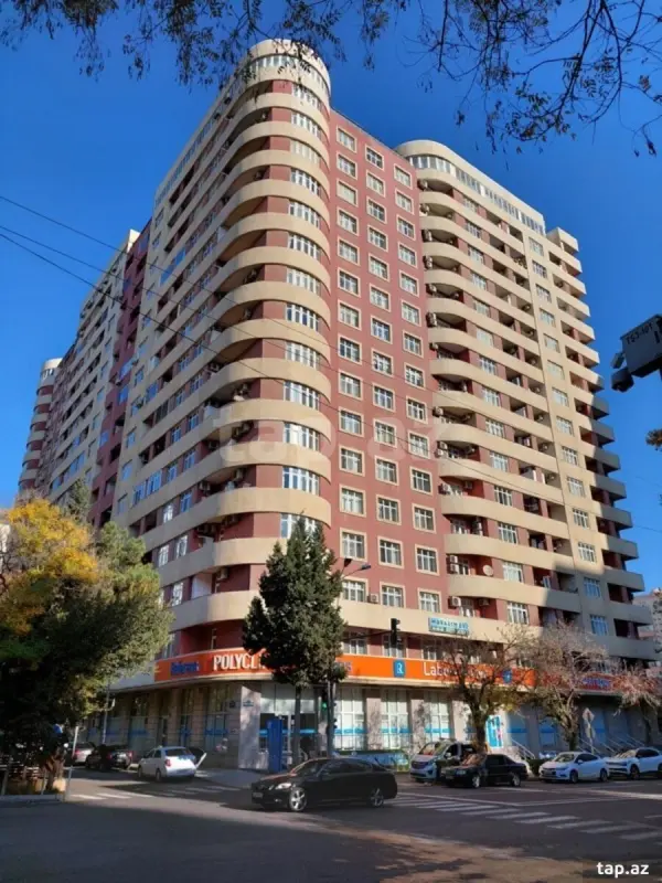 Kirayə verilir 2 otaqlı yeni tikili 100 m²