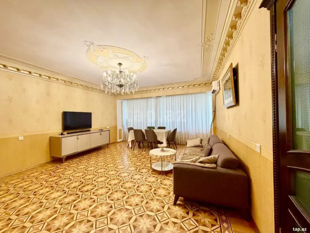 Satılır 4 otaqlı yeni tikili 120 m²