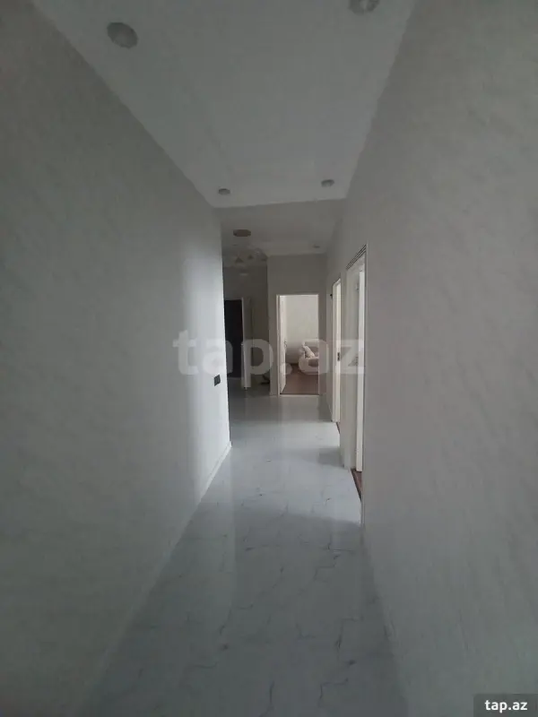 Kirayə verilir 3 otaqlı yeni tikili 95 m²