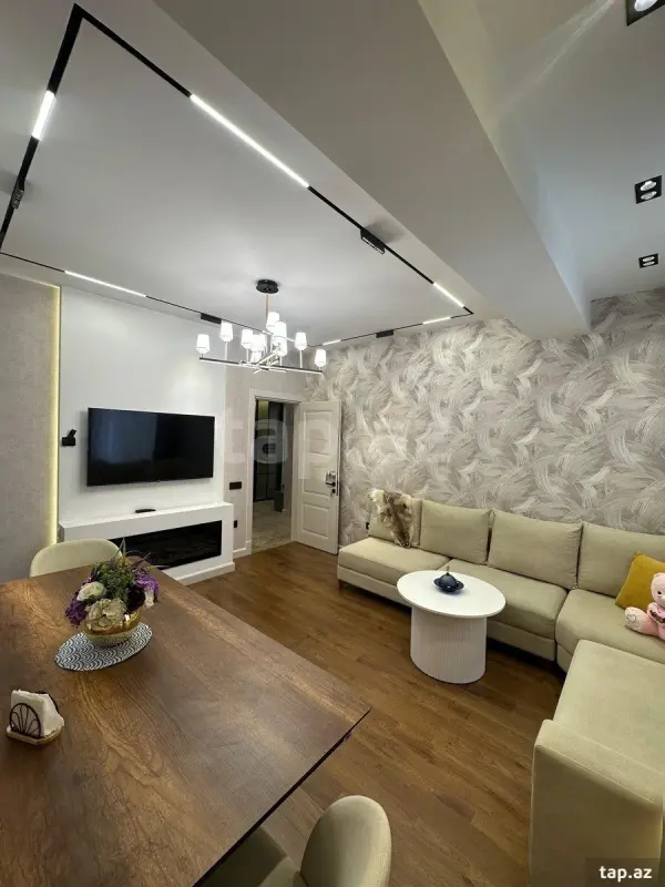 Satılır 3 otaqlı yeni tikili 75 m²