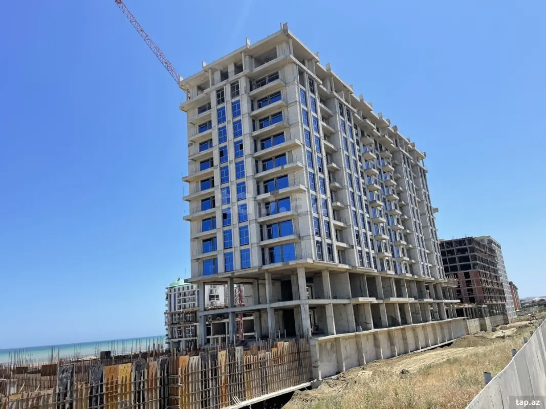 Satılır 2 otaqlı yeni tikili 61.1 m²