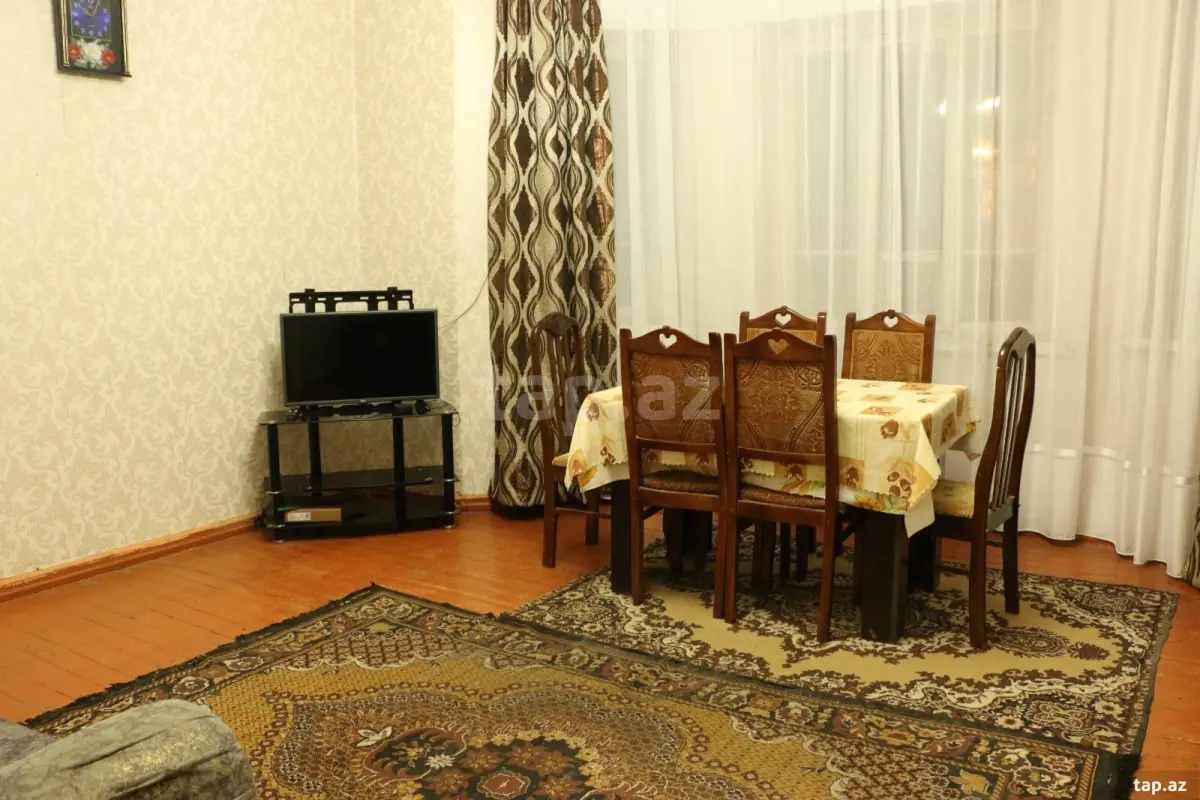 Kirayə verilir 2 otaqlı mənzil 55 m²