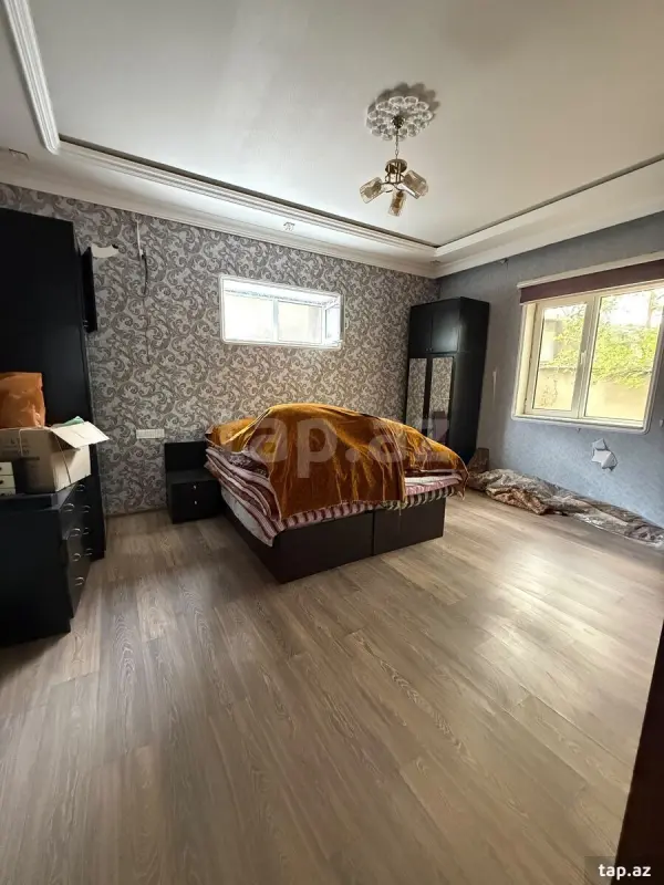 Satılır 14 otaqlı həyət evi 260 m²